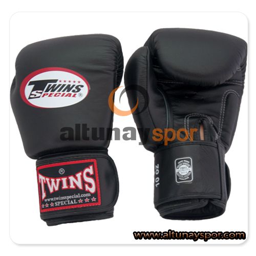 Twins Muaythai Gloves - Black